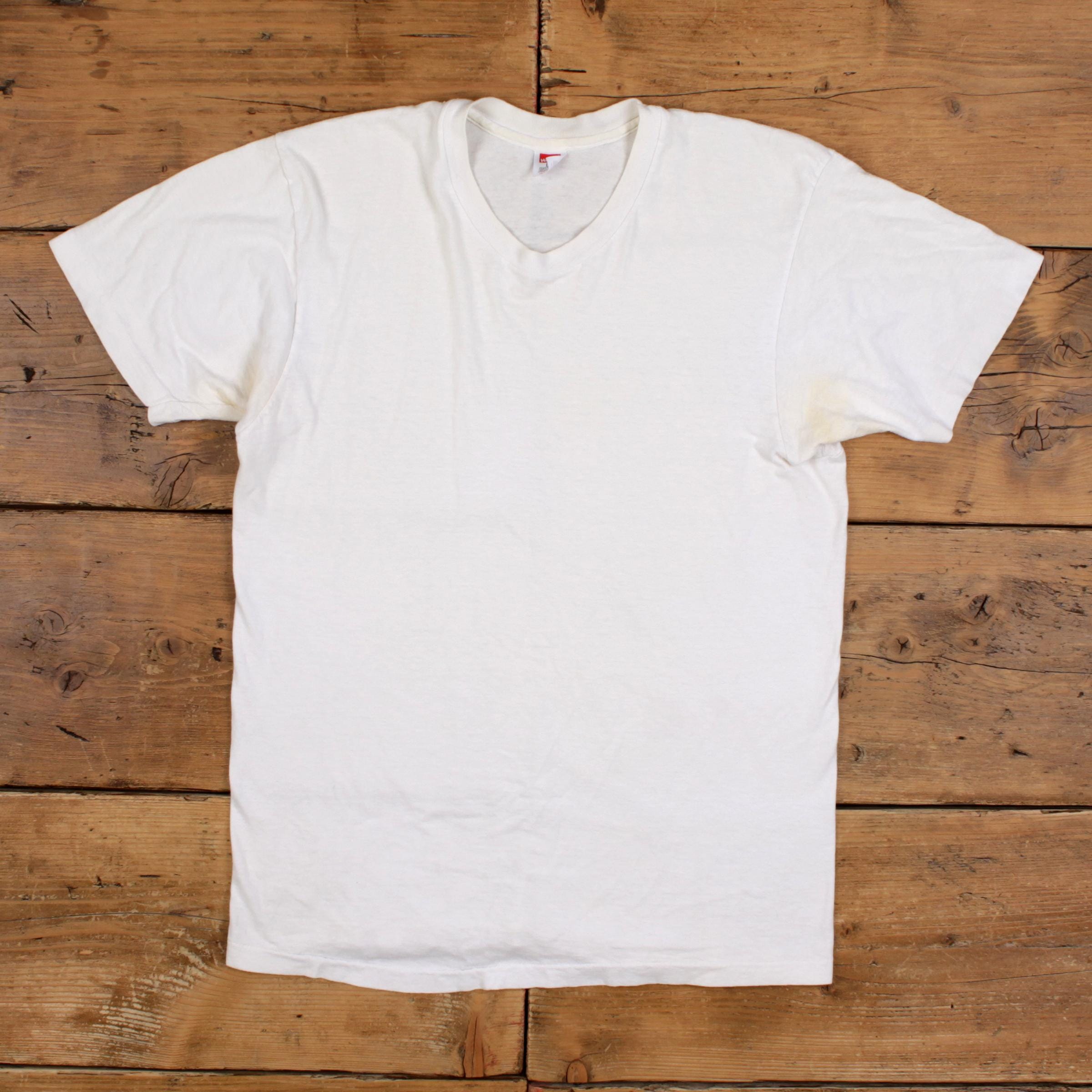 Vintage Hanes Single Stitch T-shirt M Mens 90s Blank V-neck Cotton