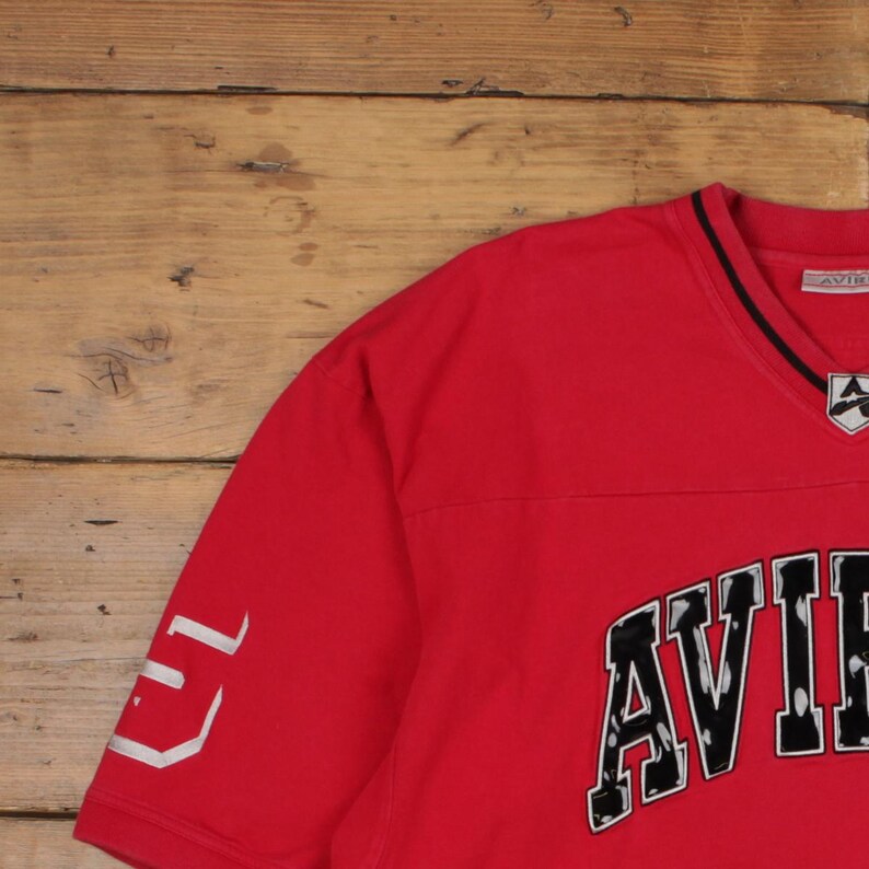 Vintage Avirex T-shirt 2XL Mens 00s V-neck Jersey Red Streetwear Y2k Hip Hop image 4