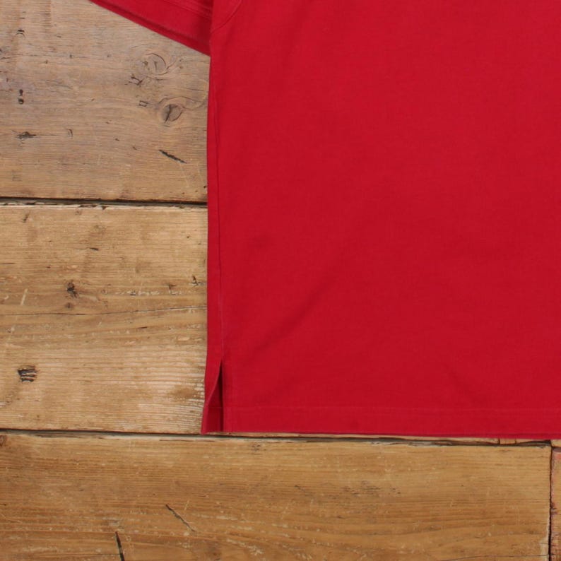 Vintage Avirex T-shirt 2XL Mens 00s V-neck Jersey Red Streetwear Y2k Hip Hop image 6