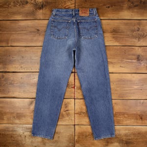 Vintage Levis 560 Jeans 29 x 32 Stonewash Straight Blue Womens Red Tab Denim