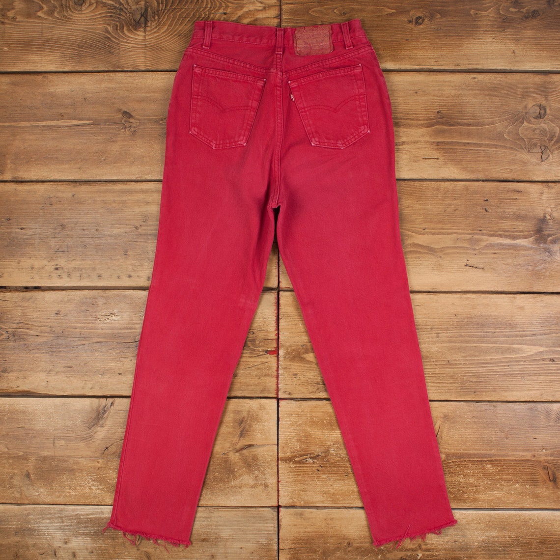 Vintage Levis Jeans 30 x 30 USA Made Medium Wash Tapered Pink Womens Red Tab, foto 3 di 5