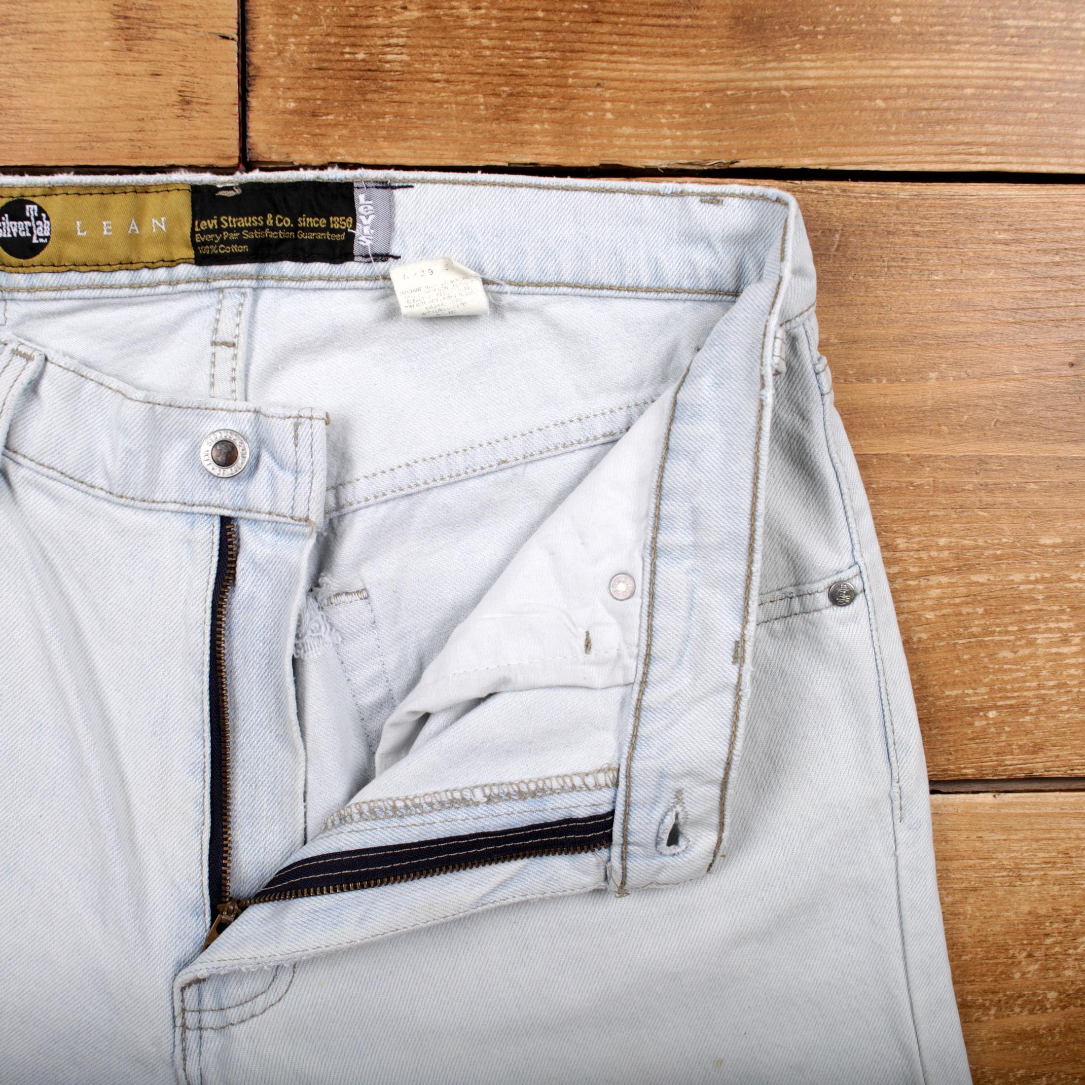 Vintage Levis Silver Tab Jeans 34 X 30 USA Made 90s Light