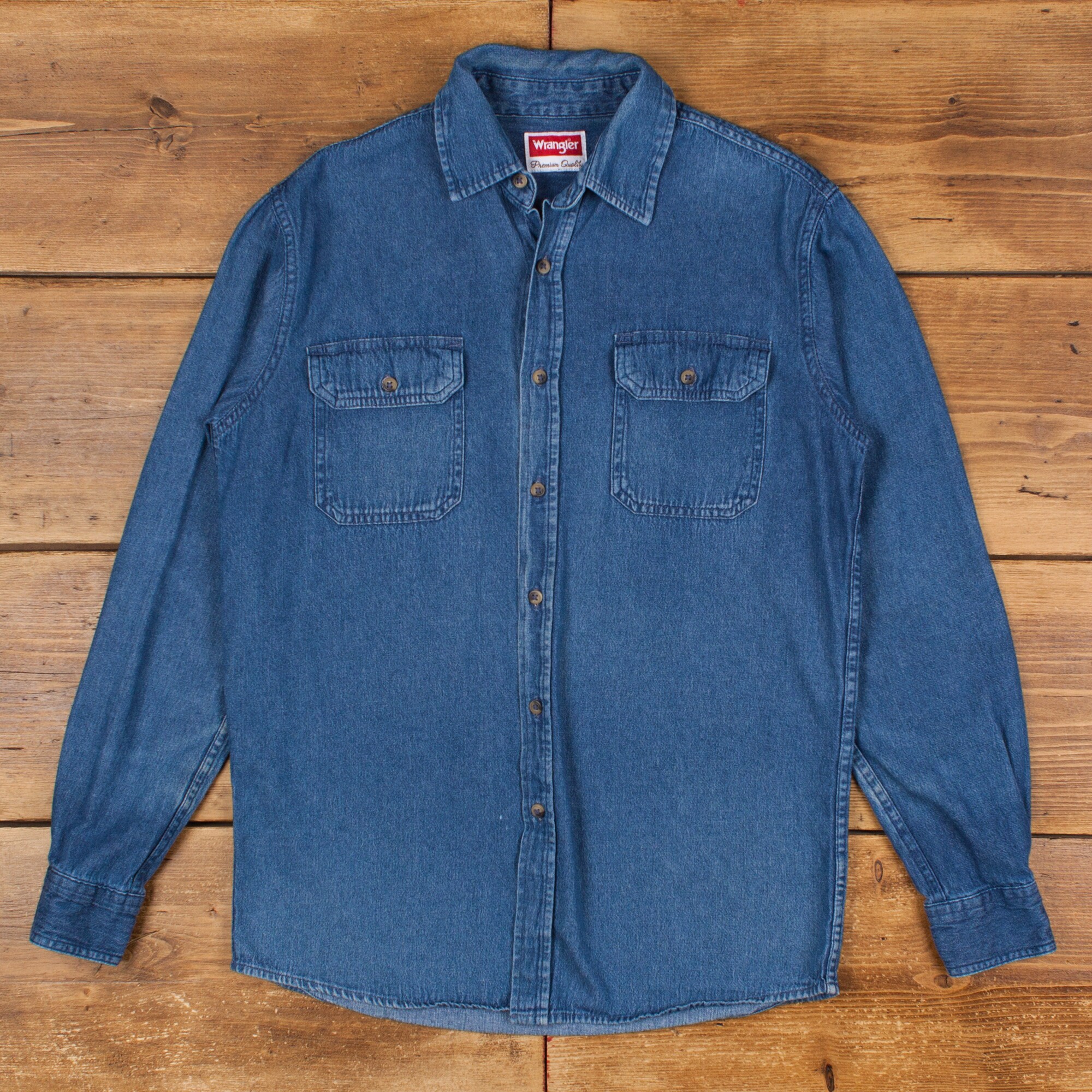 Chemise Vintage Wrangler Denim Manches Courtes Taille M | Motif Patriotique Jaune, Blanc, Bleu - Occasion