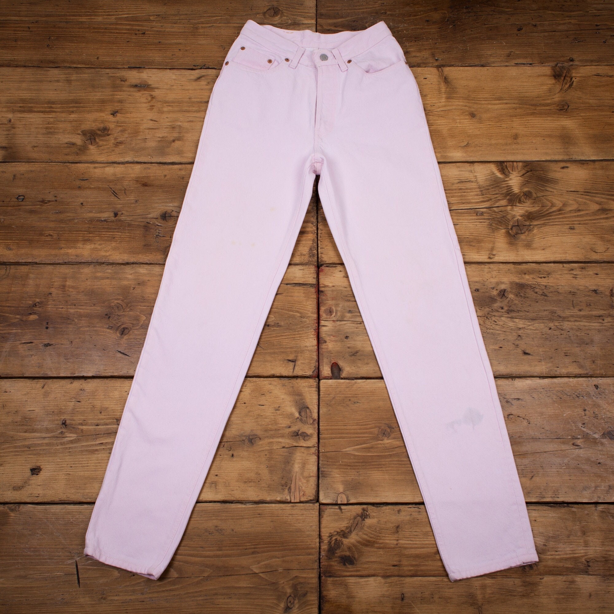 Pink levis jeans 501 online