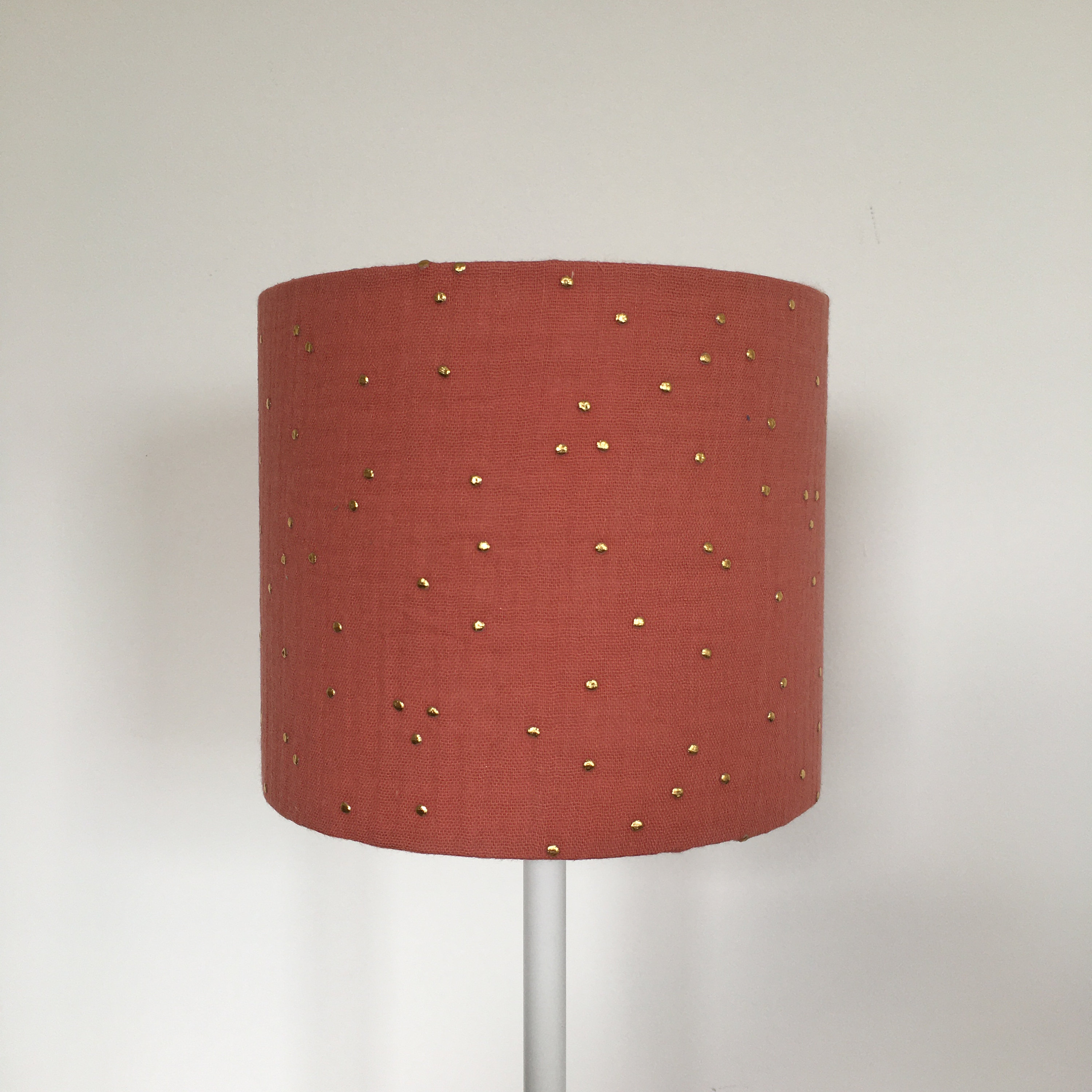 Abat-Jour ou Suspension en Double Gaze Terracotta à Pois Dorés