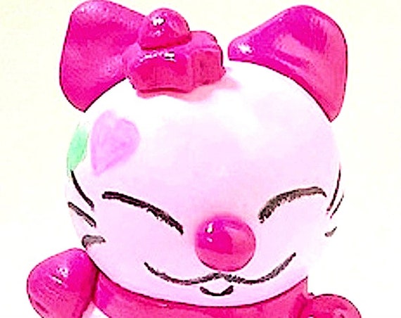 pink cat in fimo maneki neko for Japanese decoration