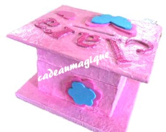 Pink cardboard piggy bank: personalized little girl gift