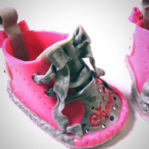 baby girl shoes fushia and gray in fimo: personalized birth gift image 8