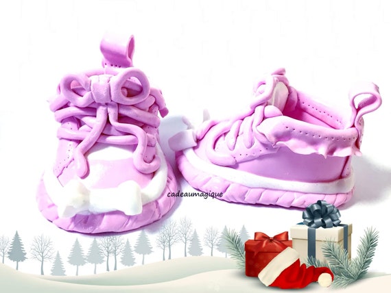 Shabby chic baby shoes in fimo: little princess gift