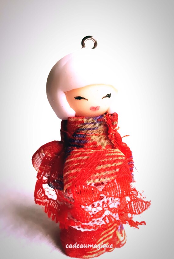 Kokeshi Doll In Japanese Kimono Fimo Red Fabric Figurine Etsy Kokeshi Doll In Japanese Kimono Fimo Red Fabric Figurine Etsy