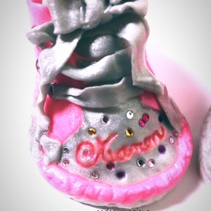 baby girl shoes fushia and gray in fimo: personalized birth gift image 2