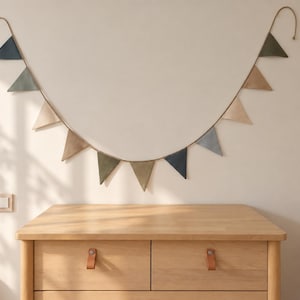 Linnen slinger | Pastelkleurige decoratie voor de babykamer, kinderkamer en babyshower