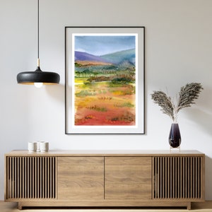 Impressão de aquarela de paisagem australiana moderna. Cena de deserto de arbusto colorido, arte australiana, arte de parede para casa, decoração de escritório, árvores de goma, montanhas