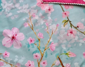 CHERRY BLOSSOMS - housse de coussin (fait main)