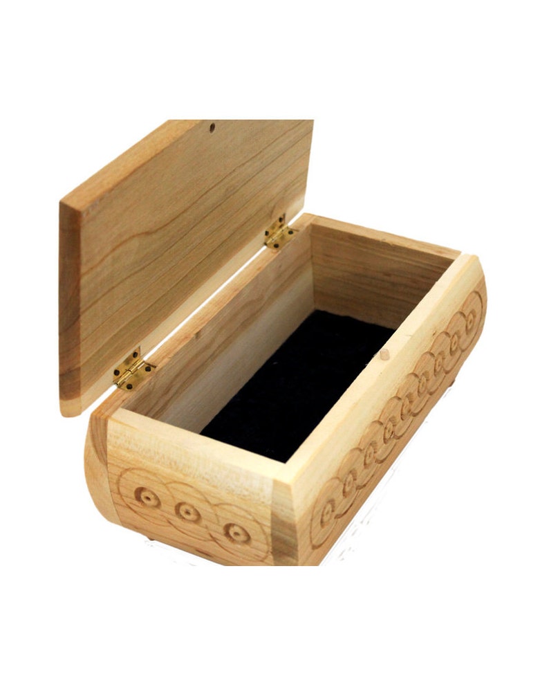 Wooden box carved Wooden jewelry box Handmade Small wooden box Wedding box carving Wood box Wooden crate Wooden chest Wedding gift for woman