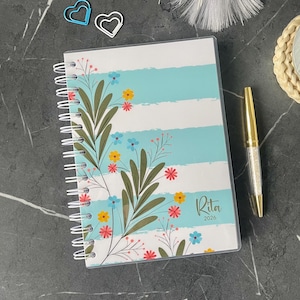 Personalisierter 2026 Kalender: Wochentagebuch mit Stickern