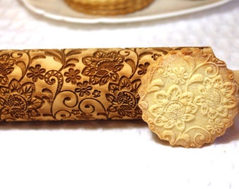 Rosemailing Flowers Embossed Rolling Pin, Laser Engraved Floral Patterned Embossing Dough Roller, Valentine's Day Christmas Gift for Her