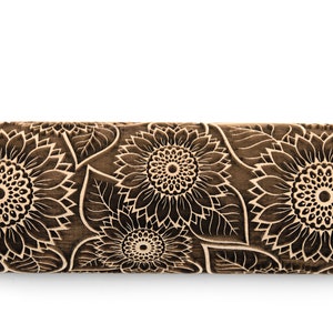 Gerbera Clay Stamp, Embossing Engraved Sunflower Rolling Pin, Texturing Tool for Polimer Clay, Embossed Cookies, Pottery, Gift for Daughter