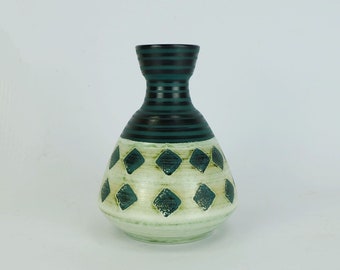 dumler & breiden mid century vase model 128-20 shades of green abstract decor