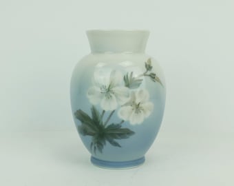 vintage royal copenhagen porcelain VASE flower decor model 2667 36