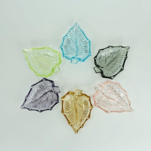 set of 6 mid century GLASS BOWLS in leaf shape 1950s colored glass