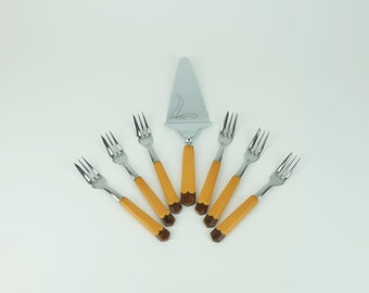 1930s art déco bakelite CAKE LIFTER and 6 cake forks amber and brown bakelite cake serving set in original box