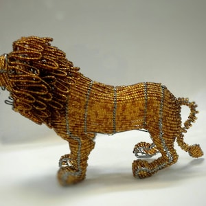 Male Lion beads and wire Animal sculpture. King of Jungle table decor figurines. Unique South African Beaded animals display/gifts items.