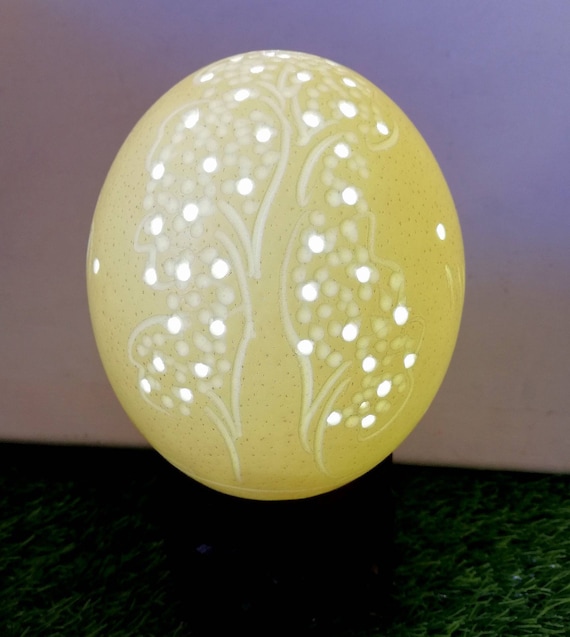 One Hand Carved Wooden South African Ostrich Egg Stand Dark New Decorative UK