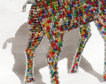 ビーズ細工のキリン彫刻：カラフルなアフリカの動物アート装飾 - Etsy 日本