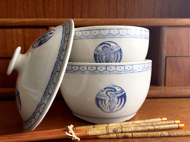 Vintage Chinese Crane Covered Rice BowlsBlue White Stoneware Nesting Soup BowlsTWO Chinoiserie Ceramic BowlsPeoples Republic of China