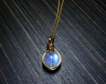 Genuine moonstone-Rainbow moonstone-Blue moonstone-Moonstone charm-moonstone necklace-natural moonstone jewelry-june birthstone-gift for her