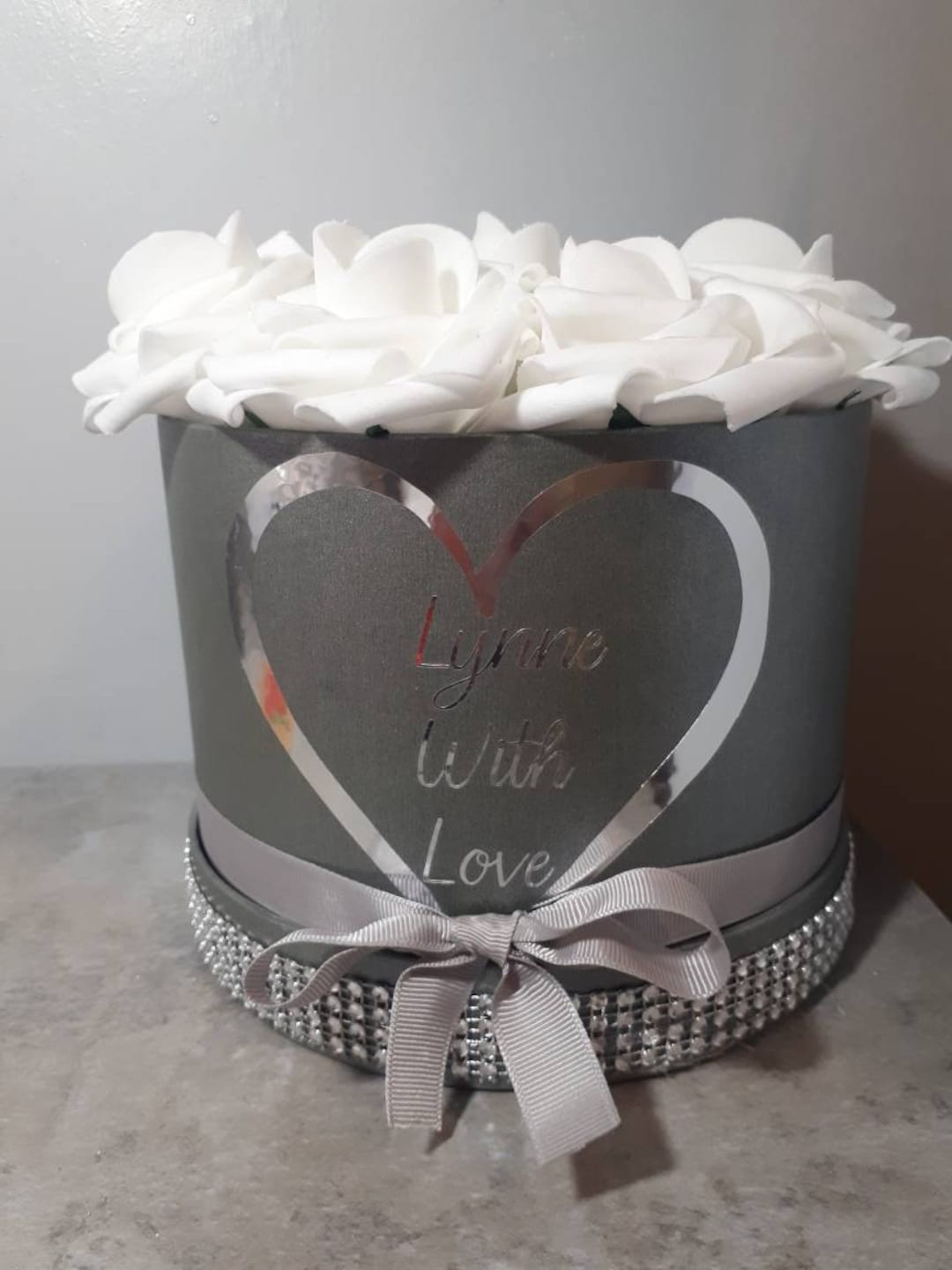 Flower Hat Box, Rose Hat Box , Flower Bouquet, Housewarming Gift