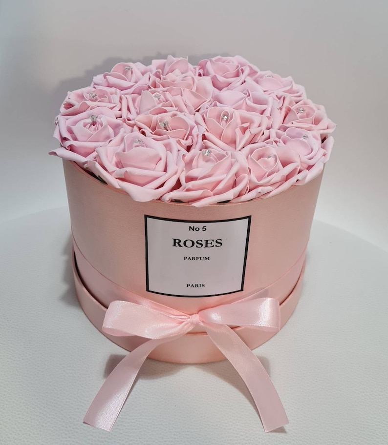 Hat Box Flowers Flower Hat Box Roses Fleurs Floral Etsy