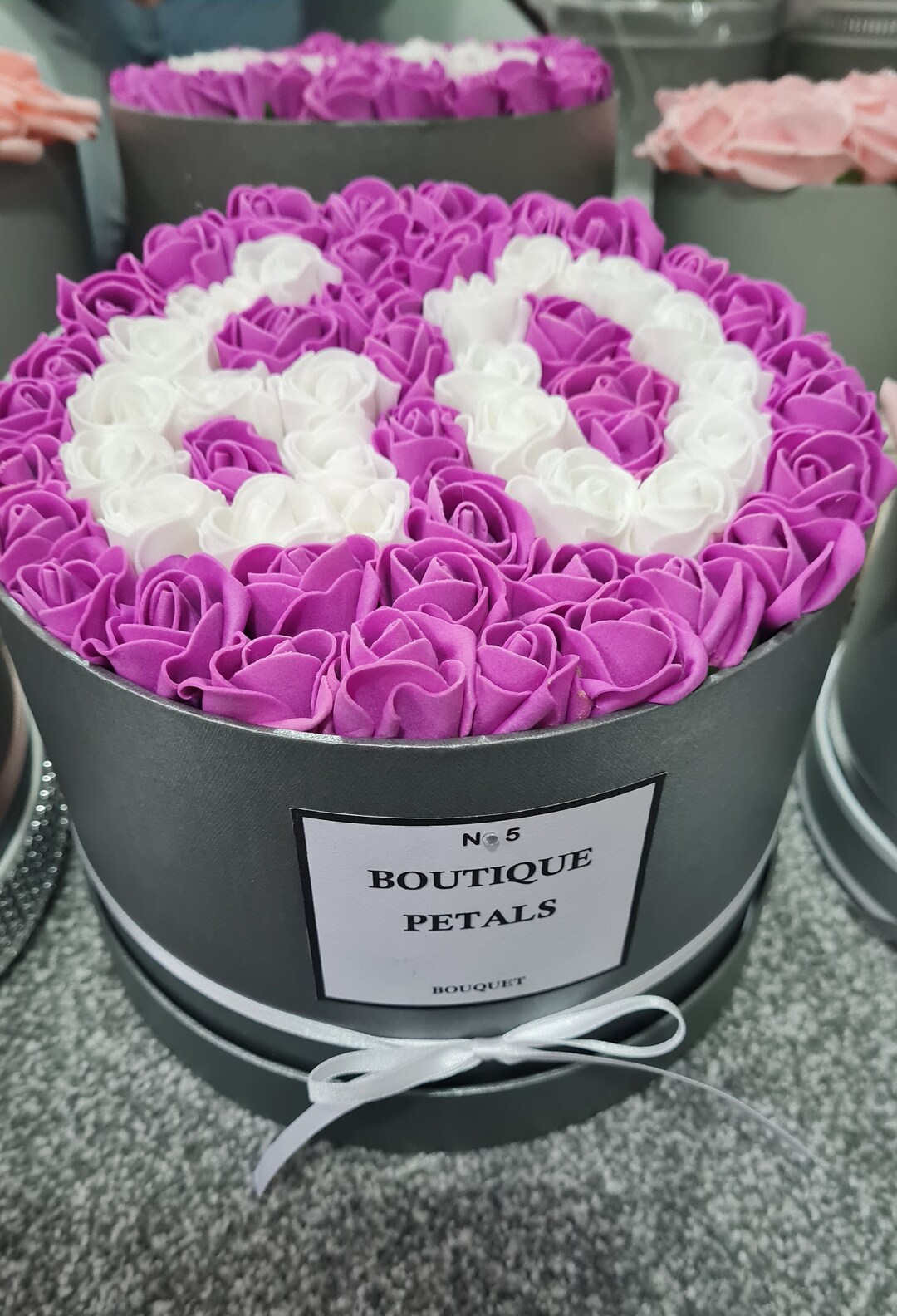 Hat Box Flowers, Flower Hat Box, Roses, Fleurs, Floral, Bouquet