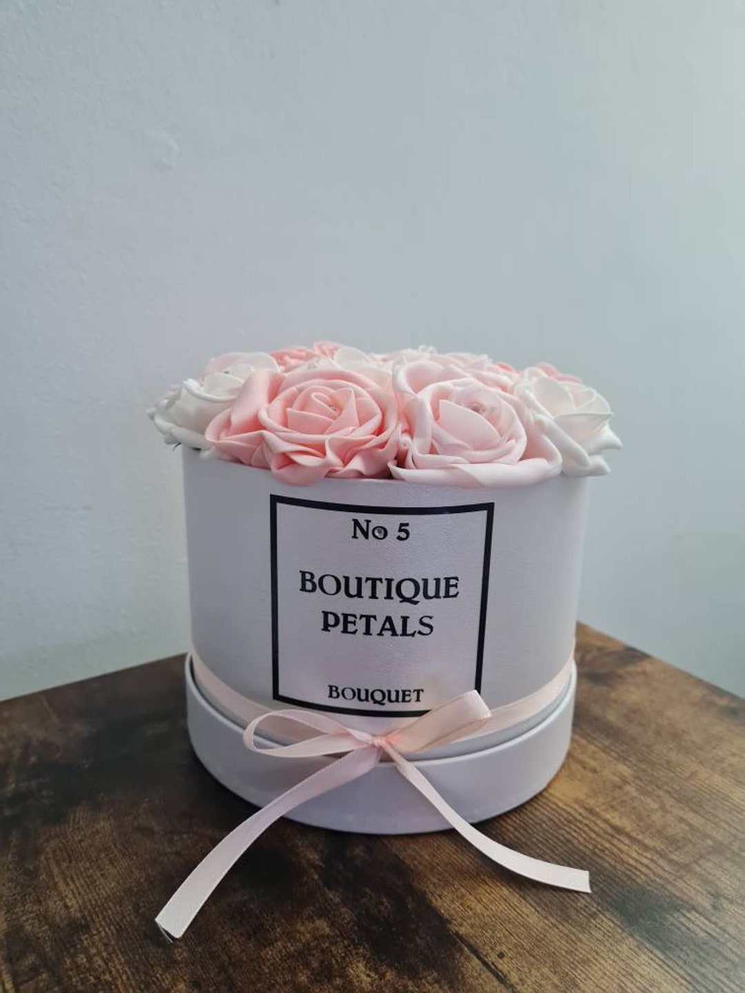 Flower Hat Box, Rose Hat Box , Flower Bouquet, Housewarming Gift