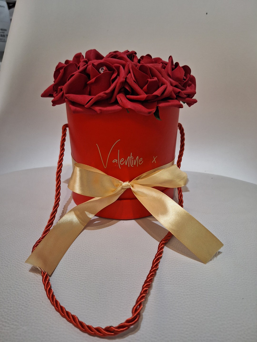 Flower Hat Box, Rose Hat Box , Flower Bouquet, Valentines, Red Roses