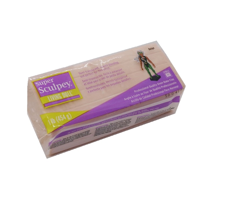 K&ouml;nnte beinhalten: Ein 454 Gramm schwerer Block beigefarbener Super Sculpey Living Doll Backofen-Modelliermasse. Die Verpackung zeigt eine Puppenfigur und den Text "Professionelle Qualit&auml;t Backofen-Modelliermasse".
