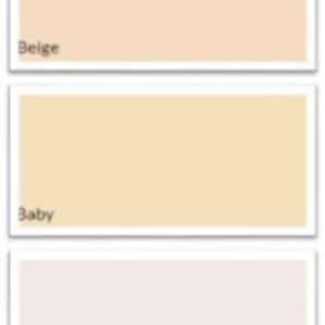 Puede incluir: Tres muestras de color rectangulares etiquetadas como "Beige", "Baby" y "Light". Cada muestra muestra un tono diferente de un color claro y neutro. Las muestras est&aacute;n sobre un fondo blanco.