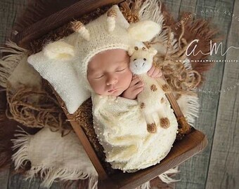 Newborn photo prop Knit newborn giraffe outfit  newborn  bonnet and giraffe doll newborn giraffe prop newborn boy girl photo outfit