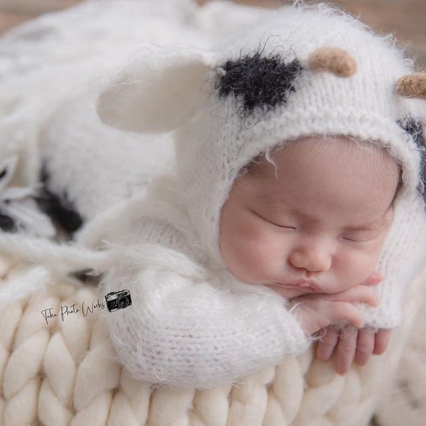 Knit cow toy Newborn photo prop for girl and boy Stuffed Farm Animals Cow Photo Prop  Cow stuffie Cow Photo  Toy Knitted  toy Baby shower