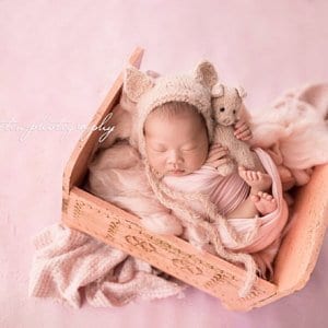 Piggy Newborn Photo Outfit / Animali da fattoria neonato foto accessorio / Giocattolo neonato accessori / Giocattolo maialino lavorato a maglia / Accessori per foto neonato