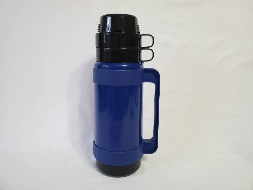 Blue Thermos With 2 Handle Cups is in Excellent Condition