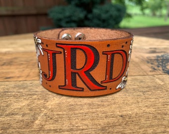 Monogram Daisy Leather Cuff/Tooled and Stamped Leather/ Botanical Leather Jewelry/ Hand Painted Leather Bracelet
