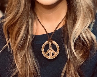 Leather hand painted Peace sign Necklace, Boho Style, Hippie Necklace, Western Necklace, Jewelry