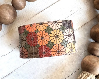 Geometric Pearl Finish Flower Leather Cuff/ Retro Tooled and Stamped Leather/ Quilt Jewelry/ Hand Painted Leather Bracelet /Copper bracelet