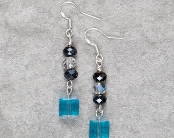 Blue Glass Cube Drop Earrings (007)