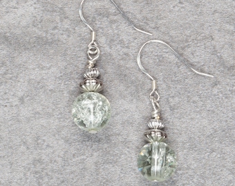 Sparkly clear crackle glass earrings (033)