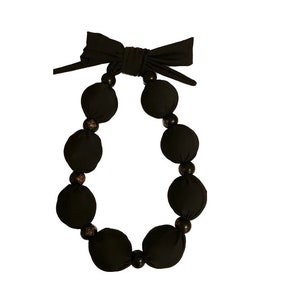 Beat Hot Flashes in Style! Nano-Ice Cooling Necklace - Black