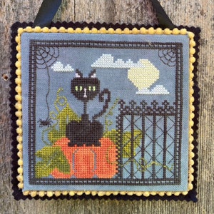 Bella Luna PDF Cross Stitch Pattern