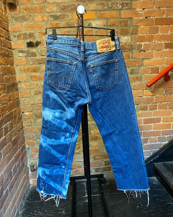 Vintage Levi's 501 Bleached Mom Jeans (29) - Hi-R… - image 2